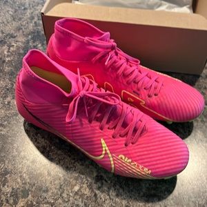 Nike Zoom Mercurial Superfly 9 Academy cleats like new!